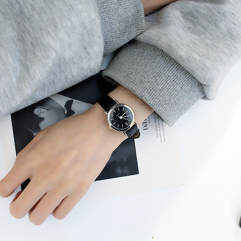 Trendy Simple Personality Retro Harajuku Style Quartz Belt Couple Watch